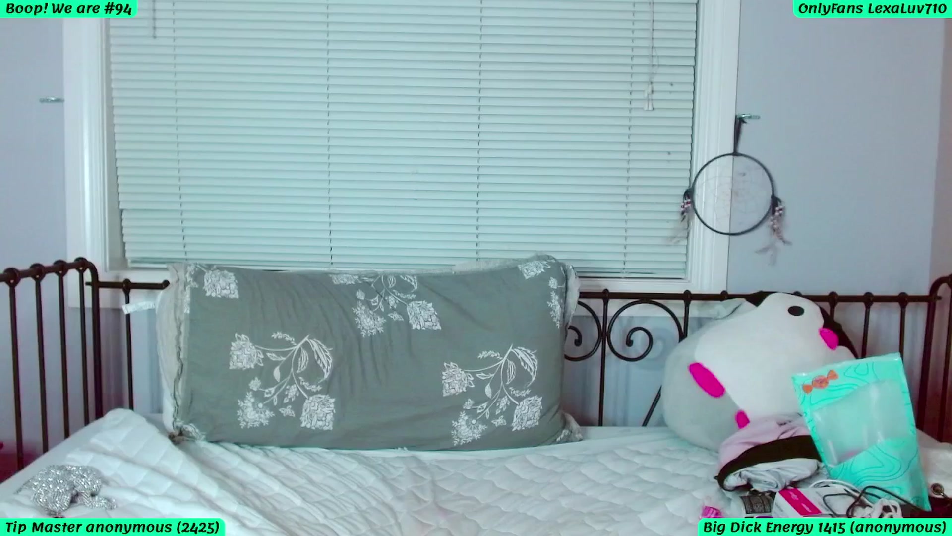 Gallery image thumbnail from LexaLuv's myfreecams stream on, 03/03/2025, 08:36 image 10 of 20