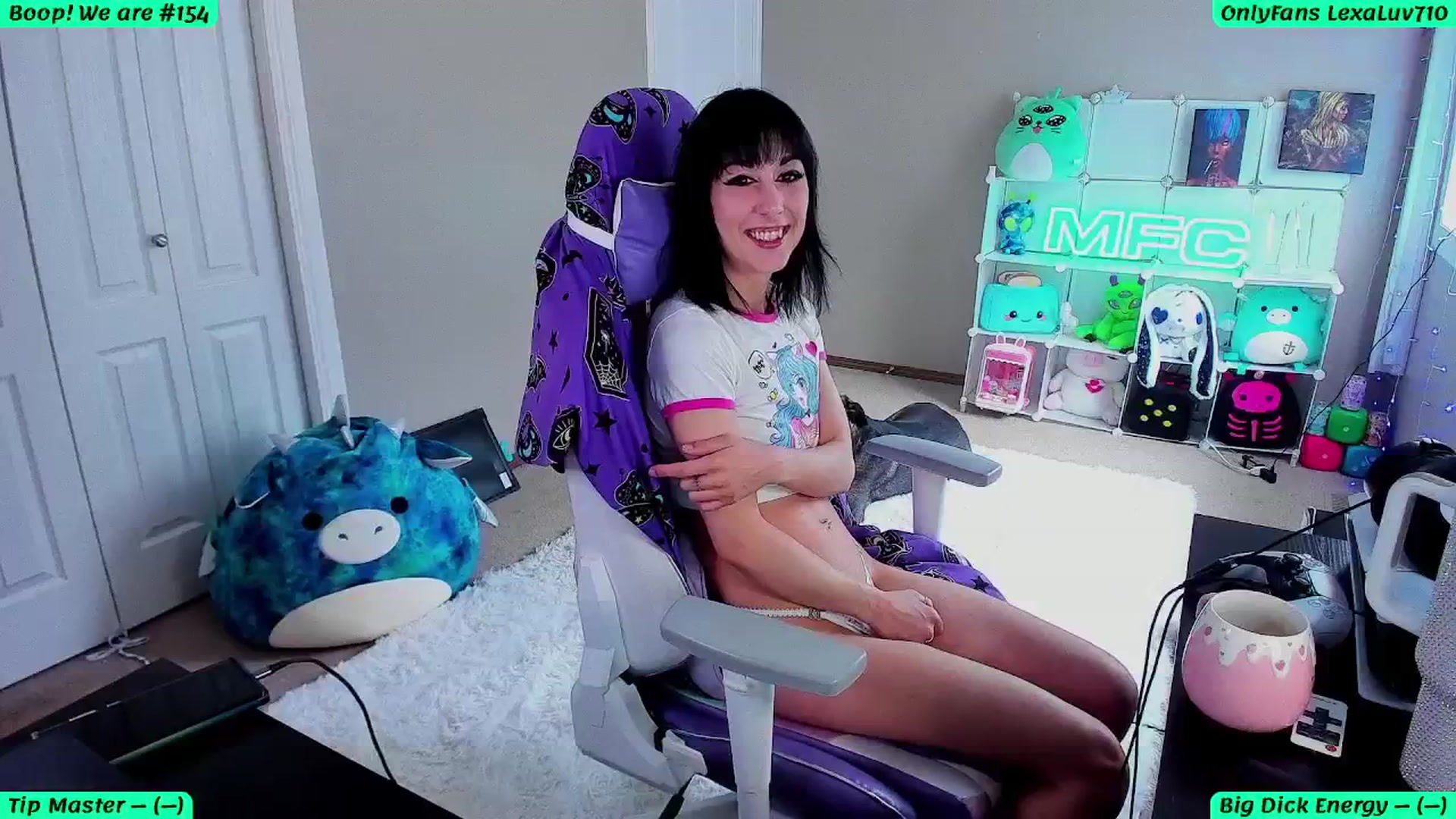 Gallery image thumbnail from LexaLuv's myfreecams stream on, 03/27/2025, 24:27 image 1 of 20