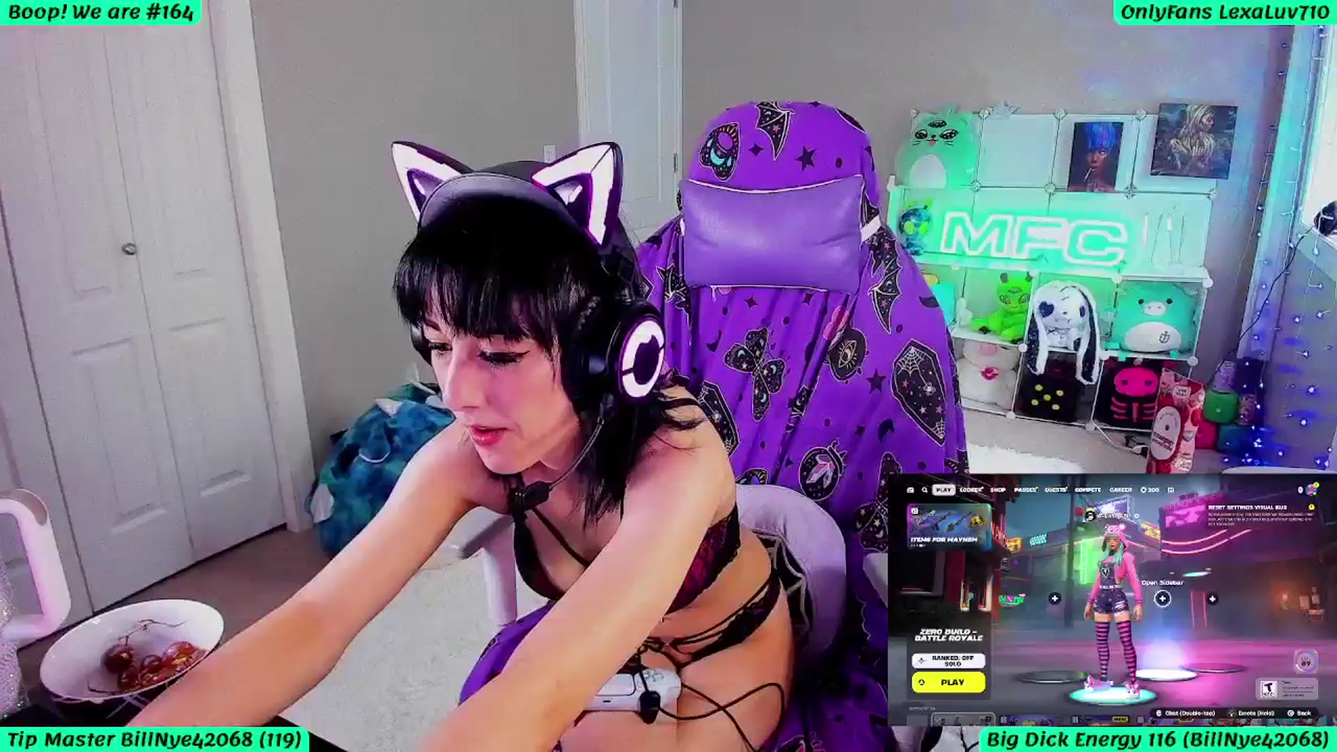 Gallery image thumbnail from LexaLuv's myfreecams stream on, 03/27/2025, 21:47 image 7 of 20