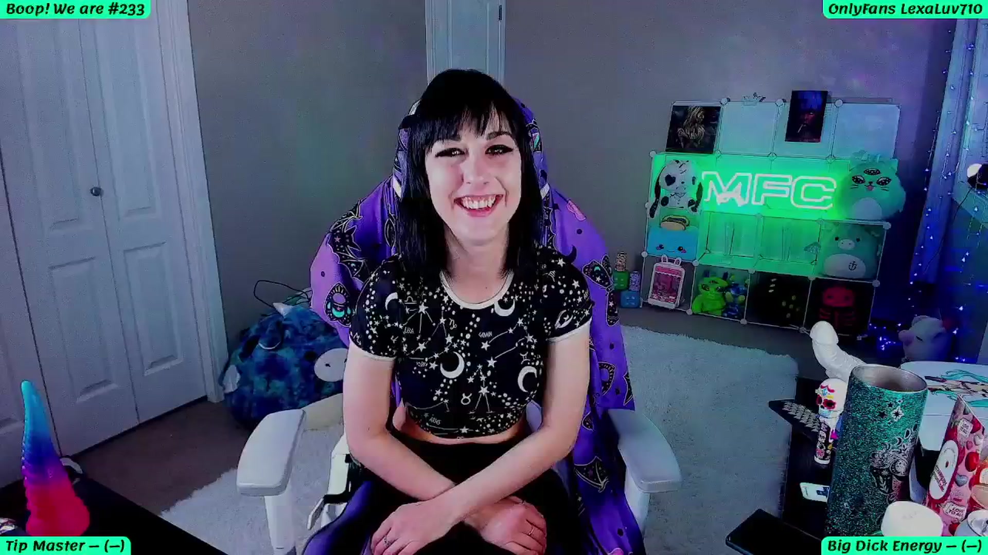 Gallery image thumbnail from LexaLuv's myfreecams stream on, 04/07/2025, 06:42 image 1 of 20