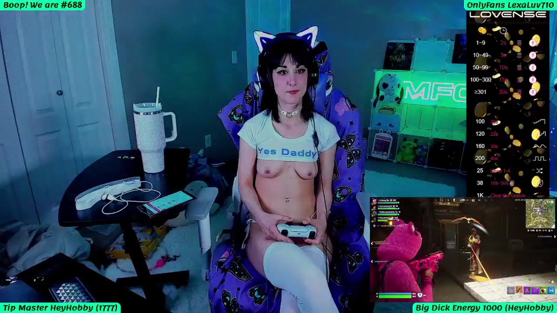 Gallery image thumbnail from LexaLuv's myfreecams stream on, 04/18/2025, 09:07 image 5 of 20