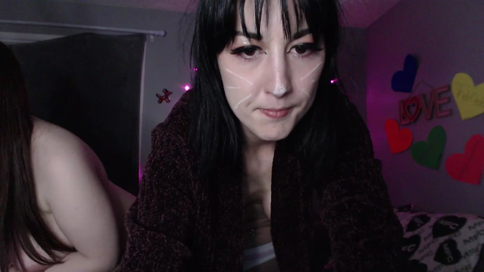 Gallery image thumbnail from LexaLuv's myfreecams stream on, 04/20/2025, 07:20 image 12 of 20
