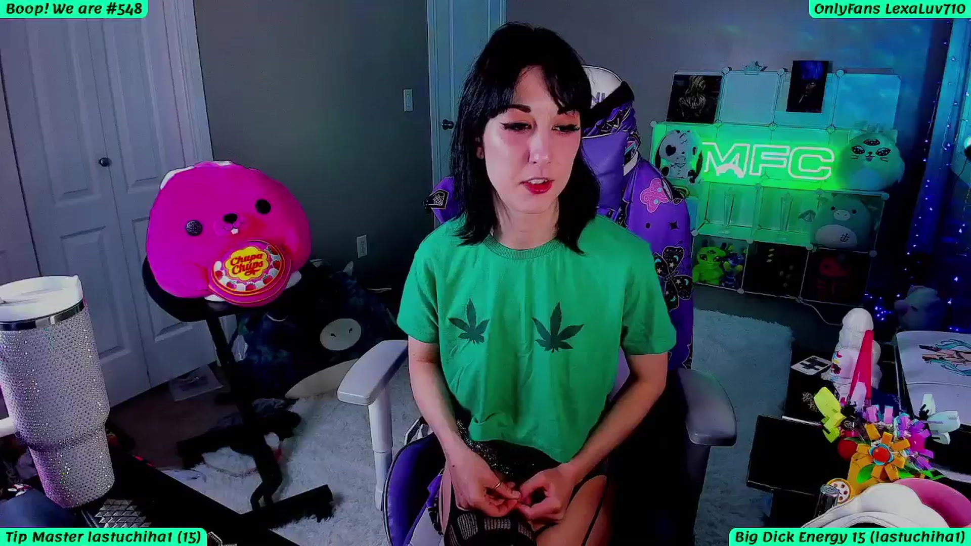 Gallery image thumbnail from LexaLuv's myfreecams stream on, 04/21/2025, 05:45 image 1 of 20