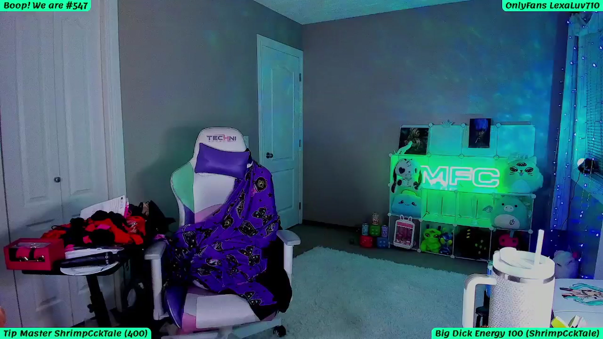 Gallery image thumbnail from LexaLuv's myfreecams stream on, 04/27/2025, 08:25 image 6 of 20