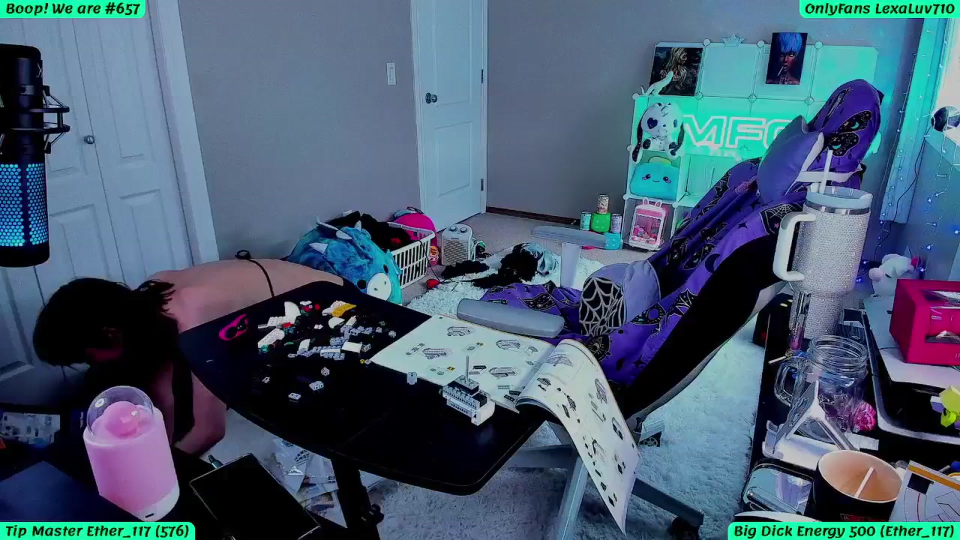 Gallery image thumbnail from LexaLuv's myfreecams stream on, 05/30/2025, 02:14 image 13 of 20