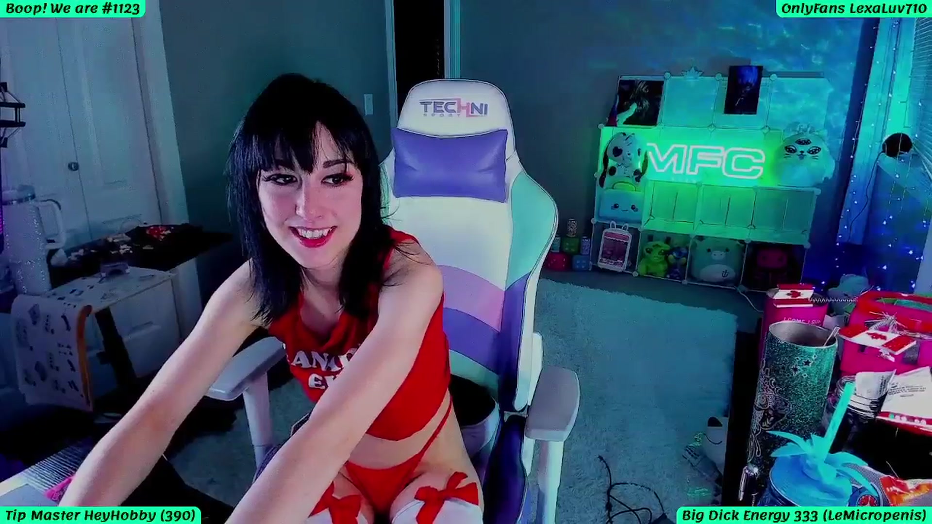 Gallery image thumbnail from LexaLuv's myfreecams stream on, 07/02/2025, 05:15 image 17 of 20