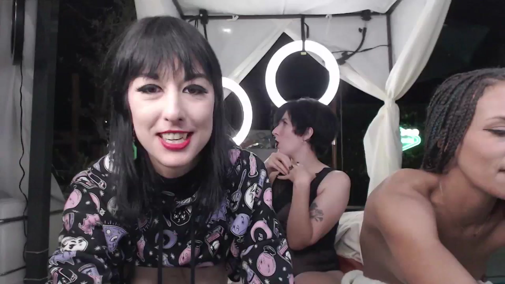 Gallery image thumbnail from LexaLuv's myfreecams stream on, 10/08/2025, 08:51 image 5 of 20