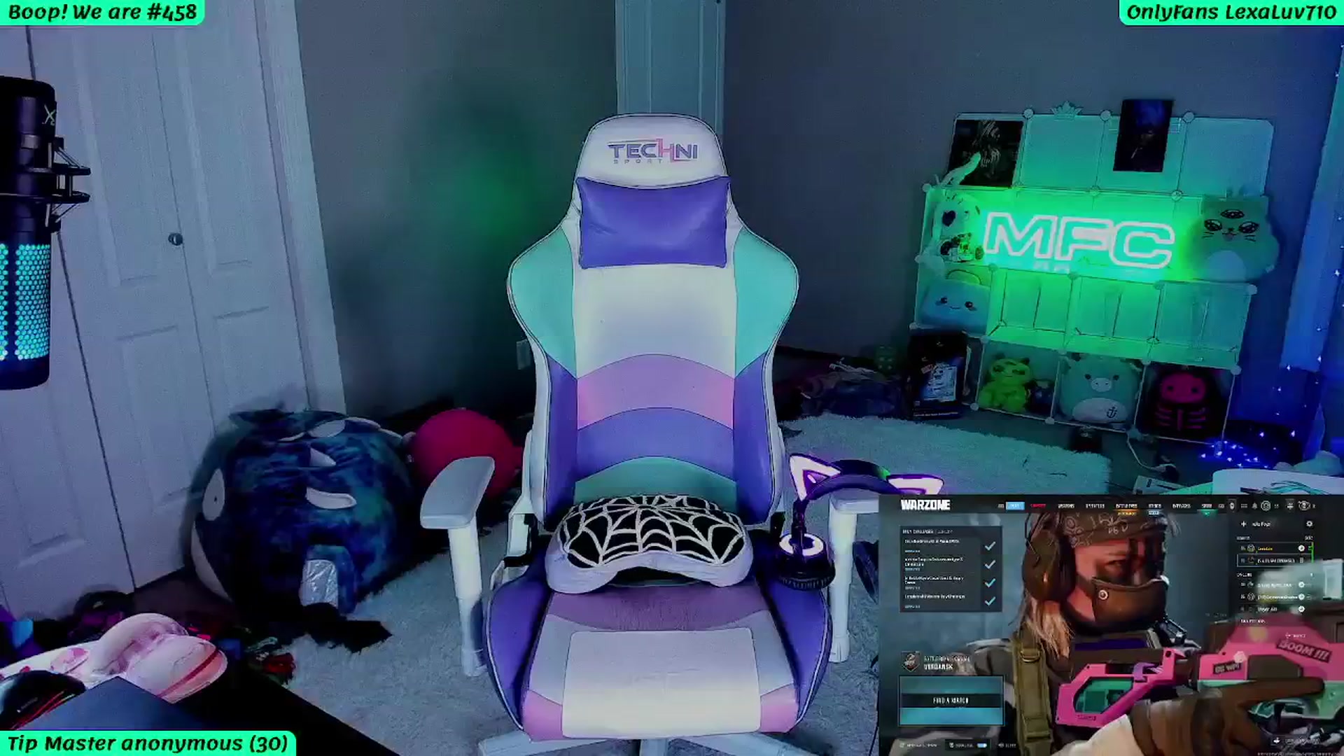 Gallery image thumbnail from LexaLuv's myfreecams stream on, 10/29/2025, 06:46 image 8 of 20