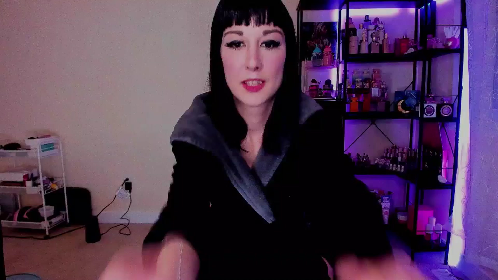 Gallery image thumbnail from LexaLuv's myfreecams stream on, 01/17/2026, 09:10 image 1 of 20