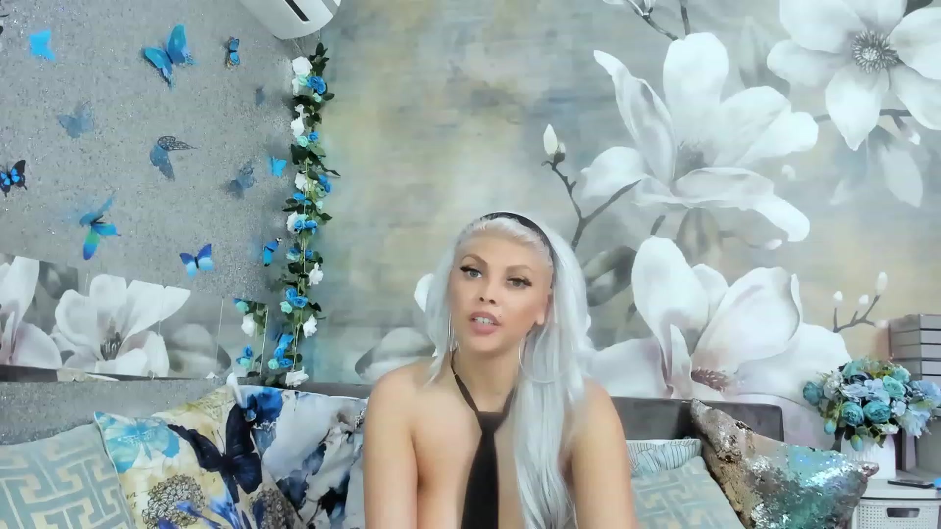 Gallery image thumbnail from Lexax's myfreecams stream on, 11/25/2022, 23:56 image 18 of 20