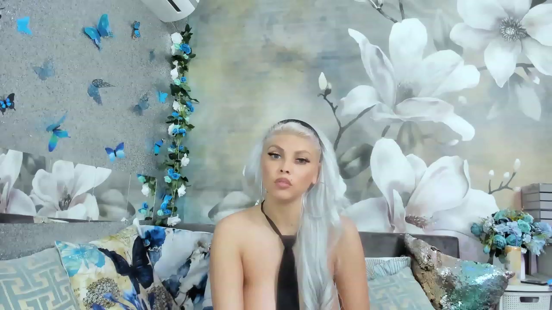 Gallery image thumbnail from Lexax's myfreecams stream on, 11/25/2022, 23:56 image 15 of 20