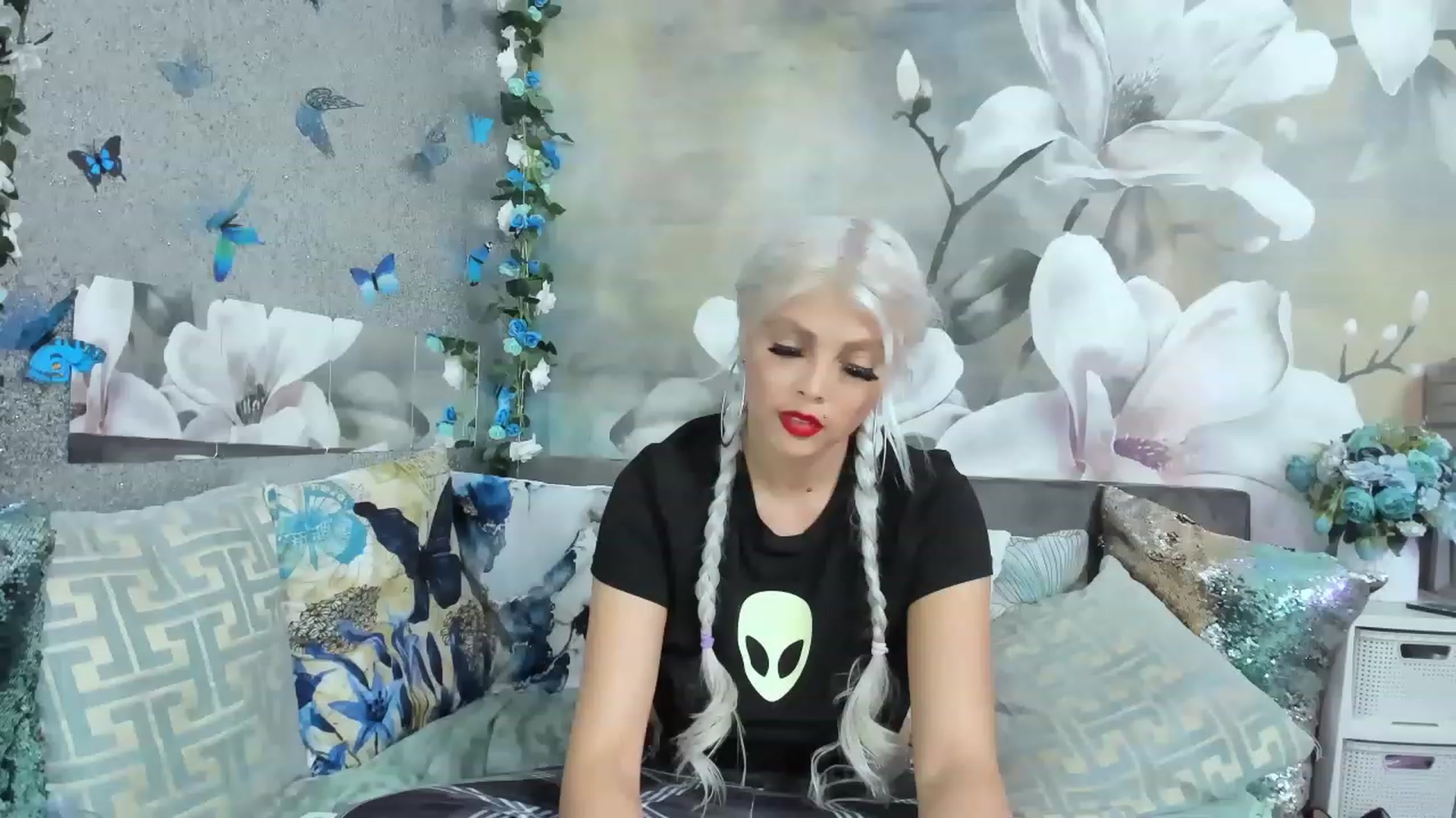 Gallery image thumbnail from Lexax's myfreecams stream on, 11/27/2022, 02:36 image 19 of 20