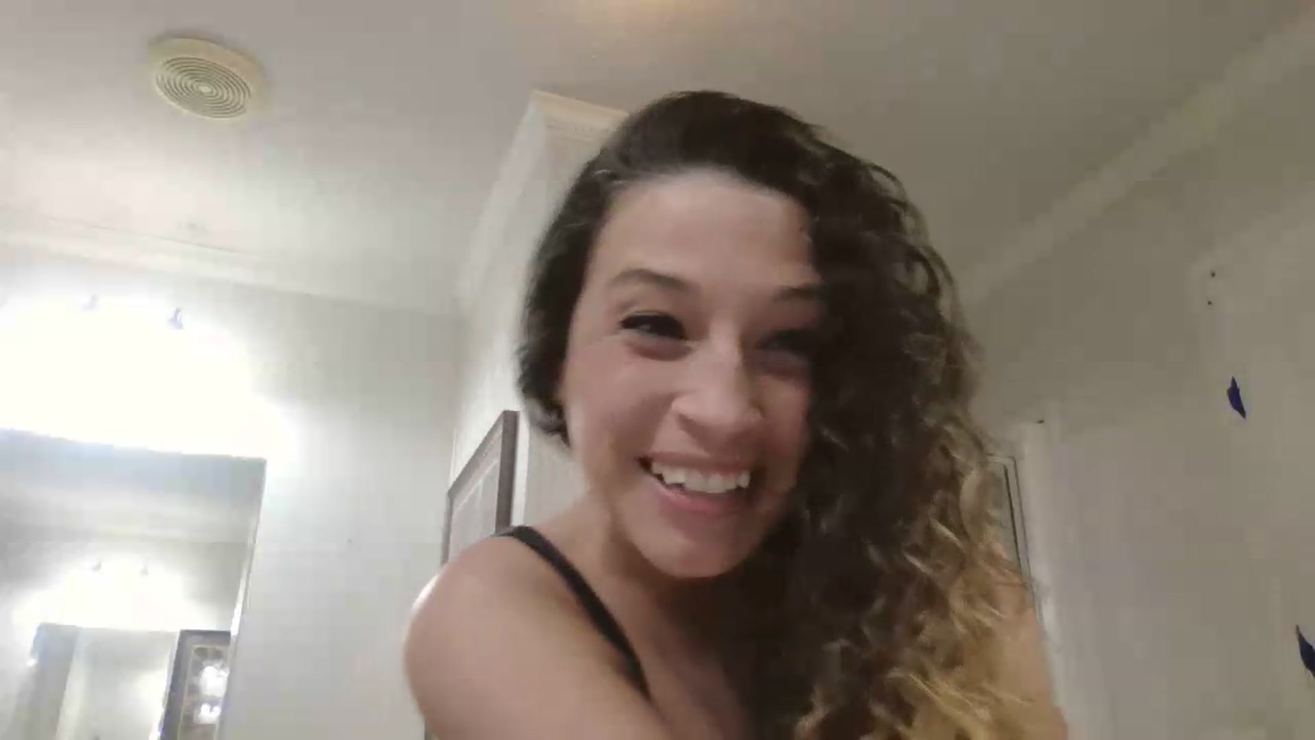 Gallery image thumbnail from LexiB's myfreecams stream on, 06/10/2026, 01:20 image 2 of 20