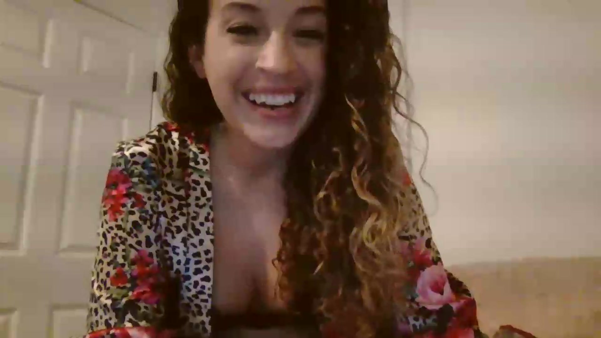 Gallery image thumbnail from LexiB's myfreecams stream on, 07/06/2026, 01:42 image 16 of 20