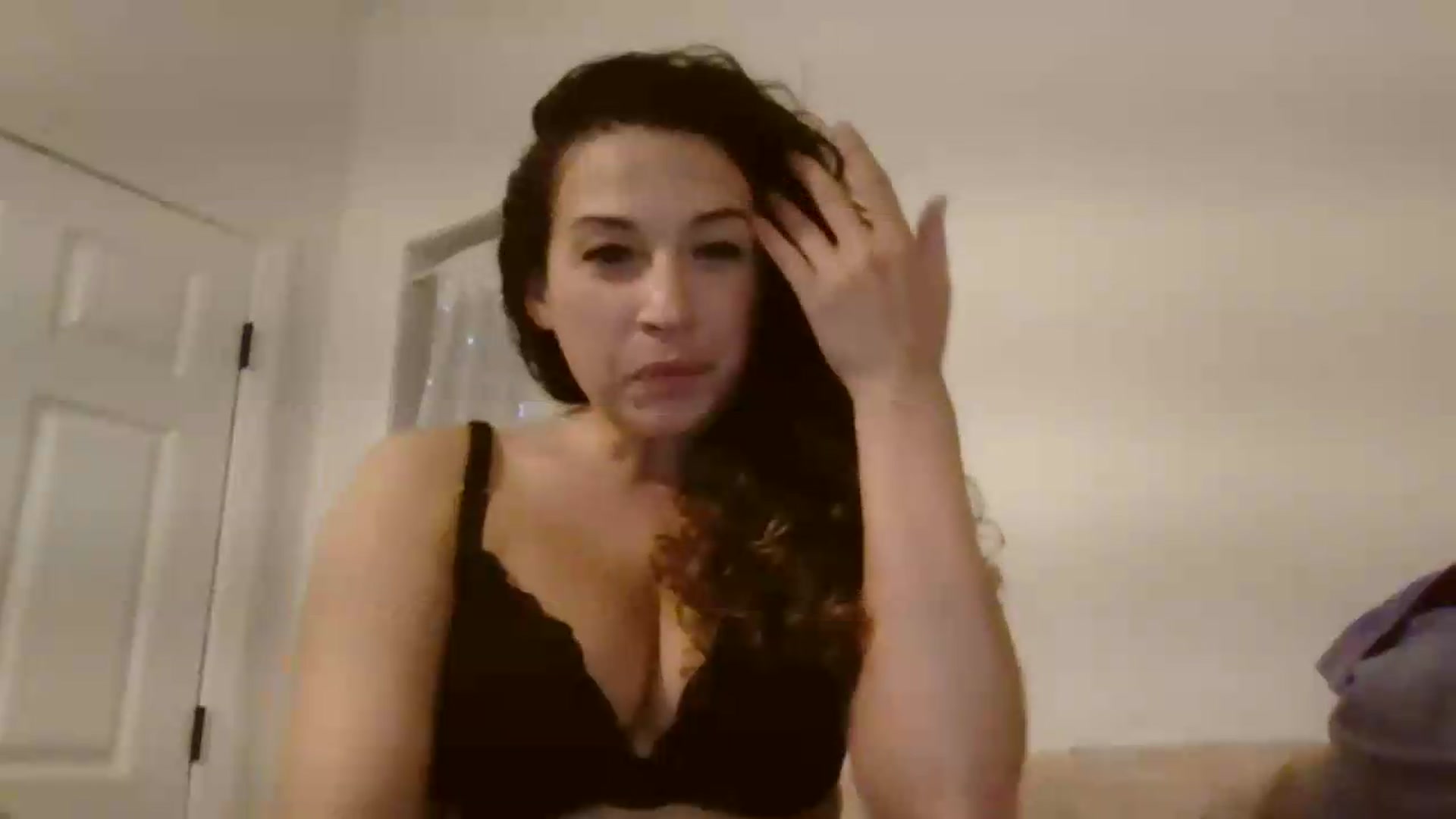 Gallery image thumbnail from LexiB's myfreecams stream on, 07/06/2026, 01:42 image 7 of 20