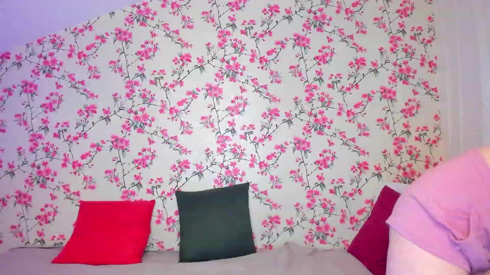 Gallery image thumbnail from LexiDevis's myfreecams stream on, 11/22/2022, 18:39 image 1 of 20