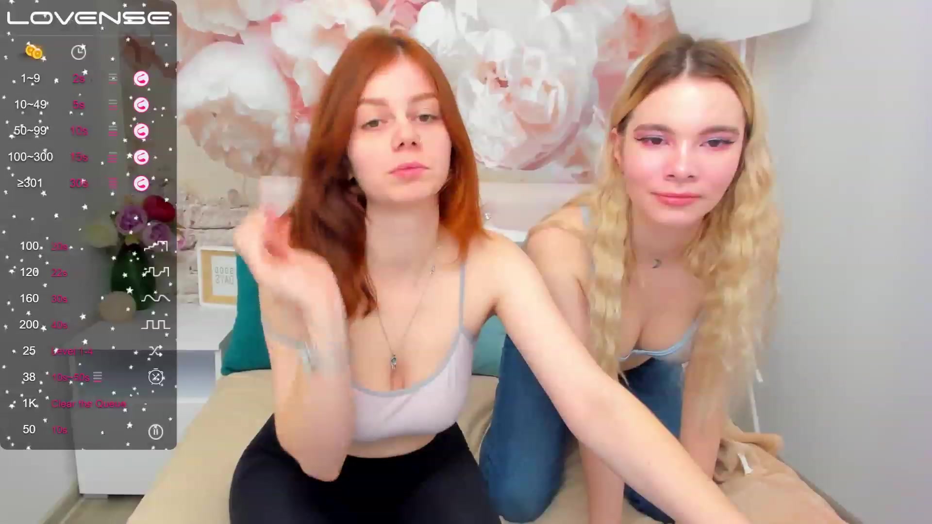 Gallery image thumbnail from LexiDevis's myfreecams stream on, 11/25/2022, 07:36 image 17 of 20