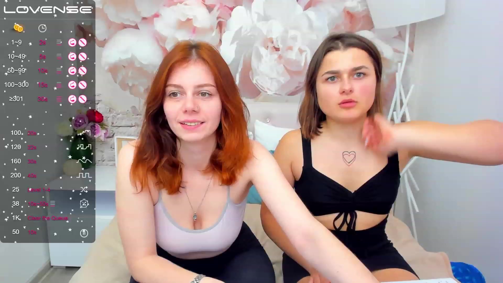 Gallery image thumbnail from LexiDevis's myfreecams stream on, 11/25/2022, 14:17 image 2 of 20