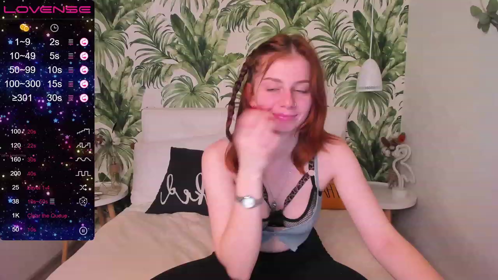 Gallery image thumbnail from LexiDevis's myfreecams stream on, 11/27/2022, 21:11 image 15 of 20