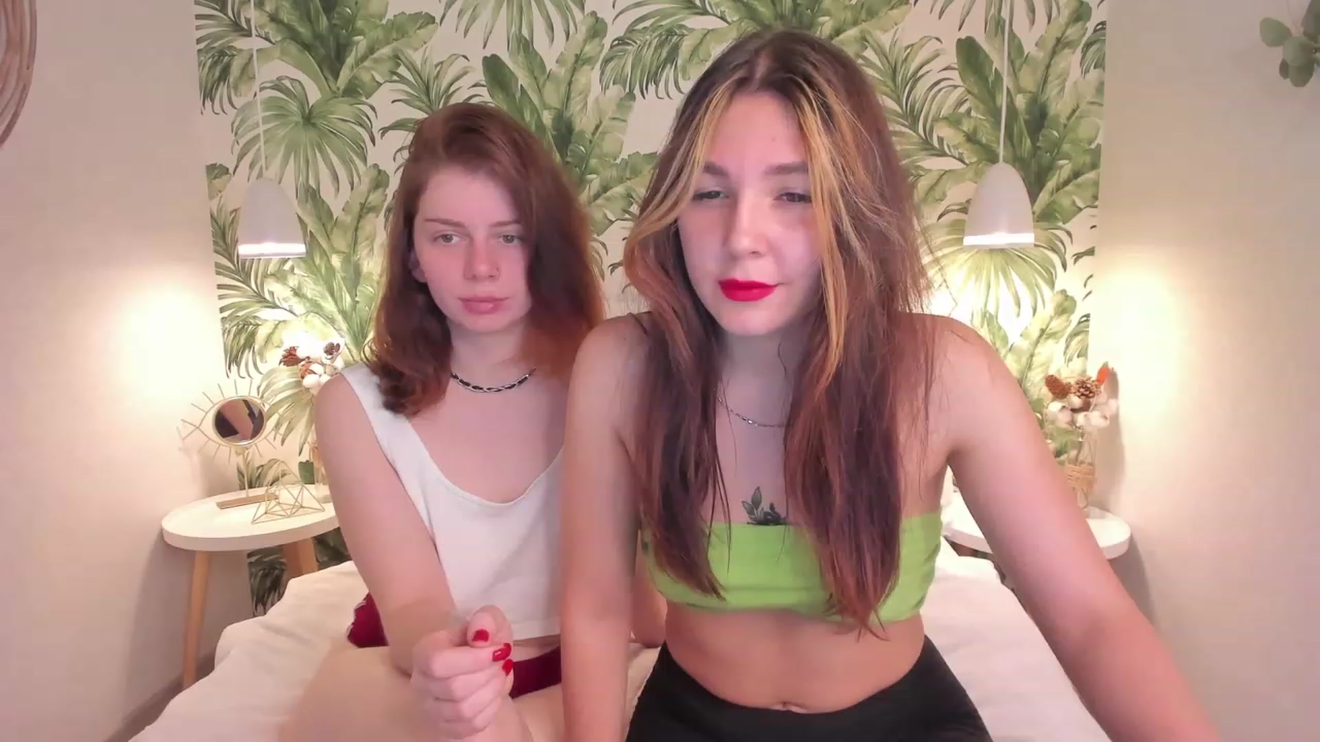 Gallery image thumbnail from LexiDevis's myfreecams stream on, 12/04/2022, 11:20 image 7 of 20
