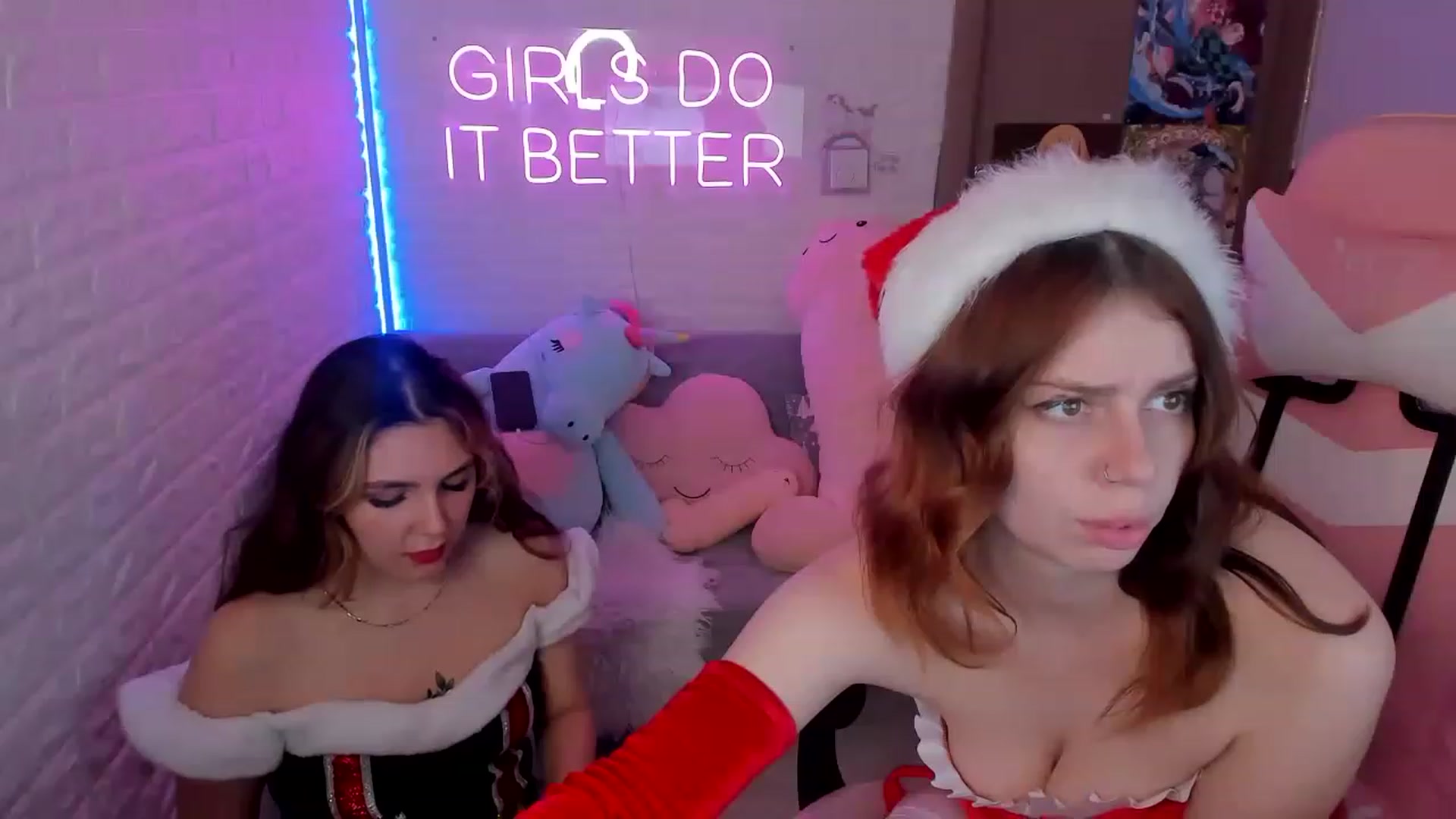 Gallery image thumbnail from LexiDevis's myfreecams stream on, 12/31/2022, 11:27 image 4 of 20