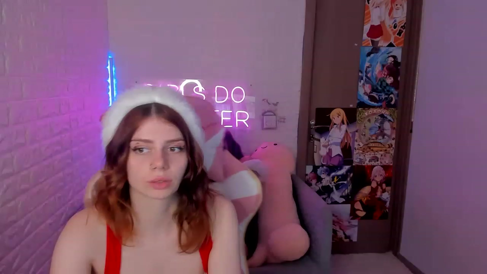 Gallery image thumbnail from LexiDevis's myfreecams stream on, 12/31/2022, 12:25 image 16 of 20