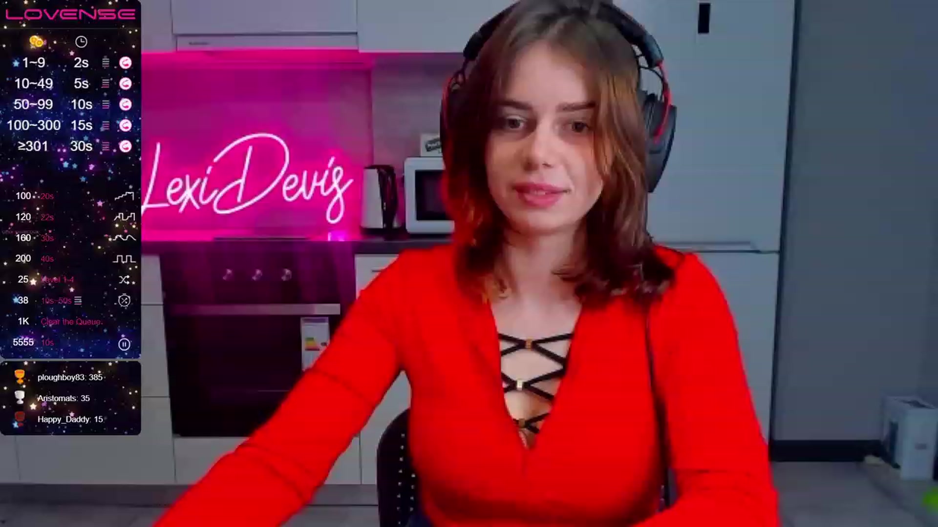Gallery image thumbnail from LexiDevis's myfreecams stream on, 04/15/2023, 17:51 image 15 of 20