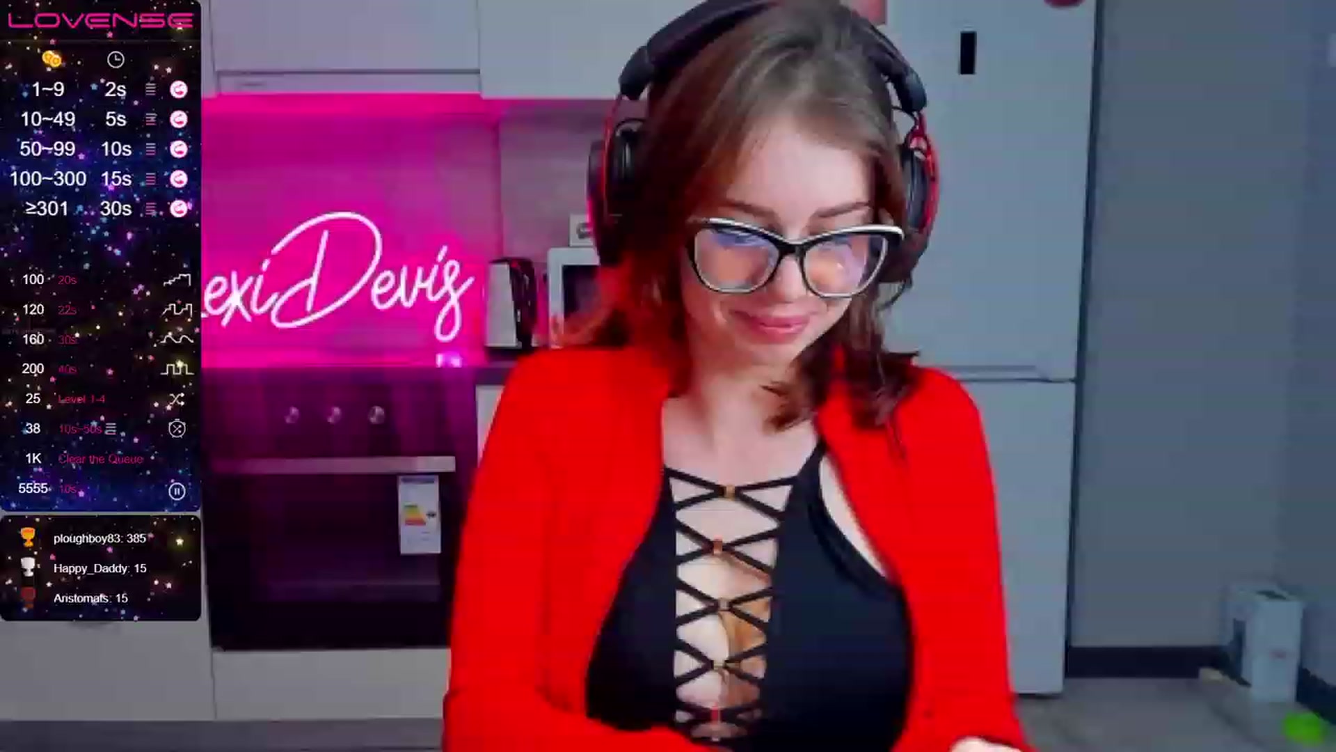 Gallery image thumbnail from LexiDevis's myfreecams stream on, 04/15/2023, 17:51 image 10 of 20