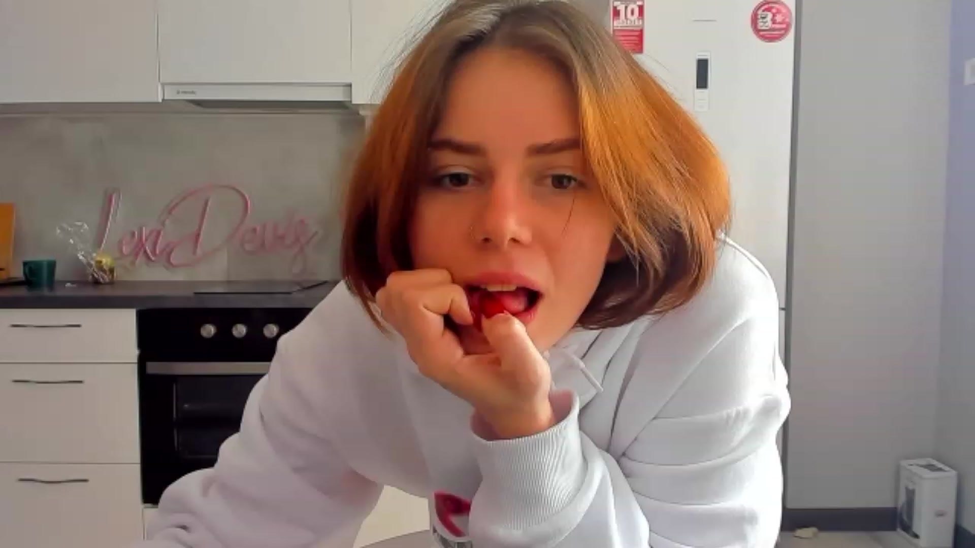 Gallery image thumbnail from LexiDevis's myfreecams stream on, 04/23/2023, 13:28 image 19 of 20