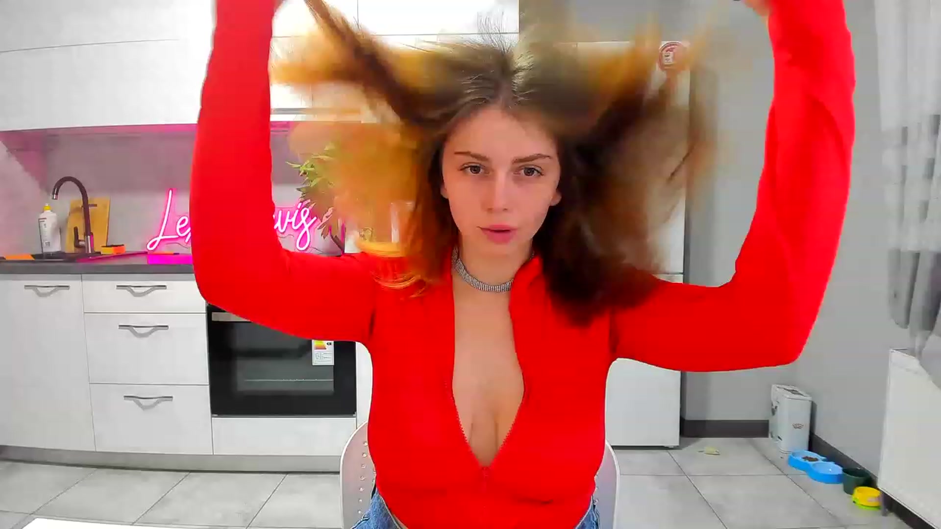 Gallery image thumbnail from LexiDevis's myfreecams stream on, 05/12/2023, 20:40 image 6 of 20