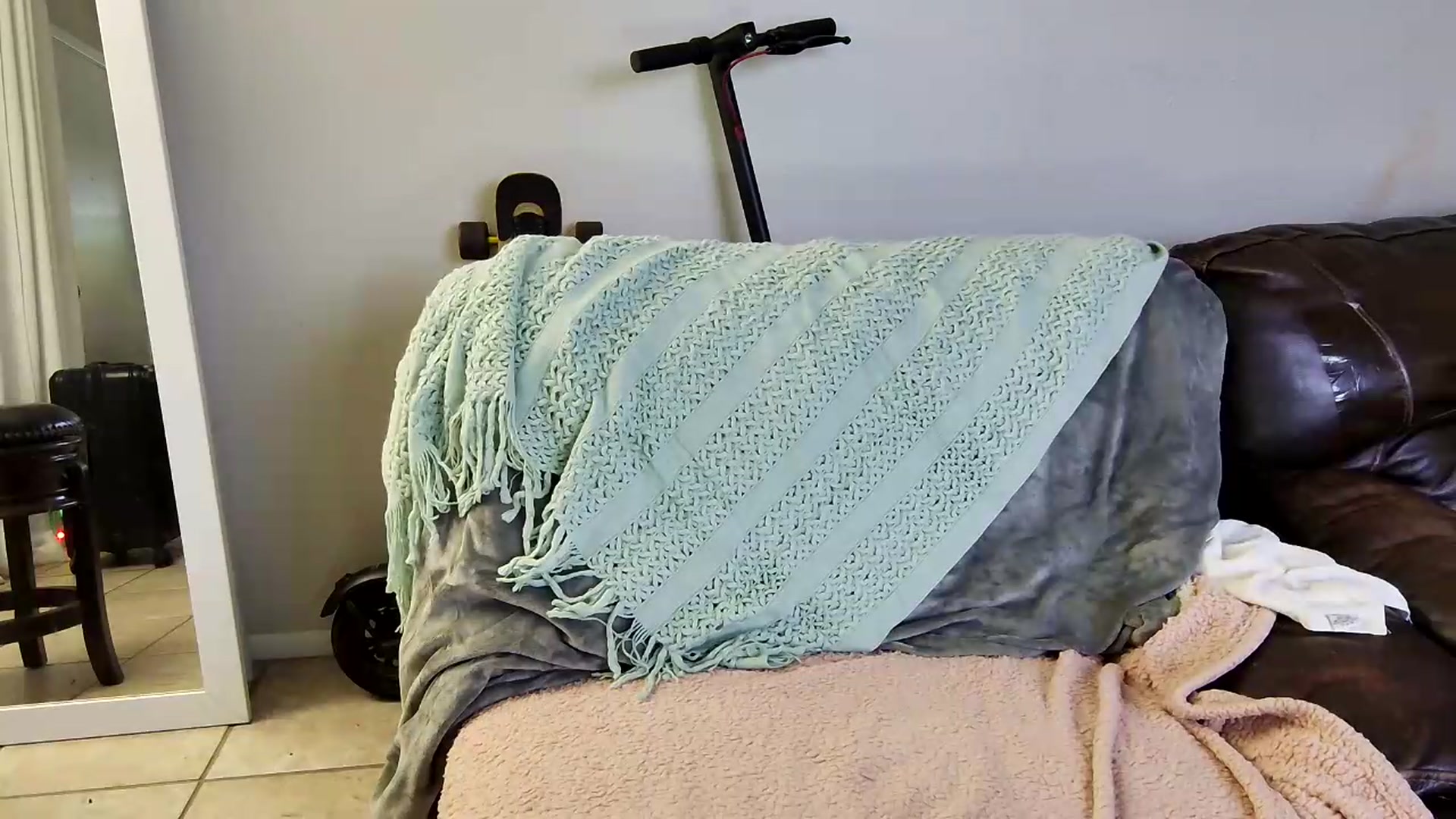 Gallery image thumbnail from LexiFoxx's myfreecams stream on, 05/15/2026, 09:32 image 6 of 20