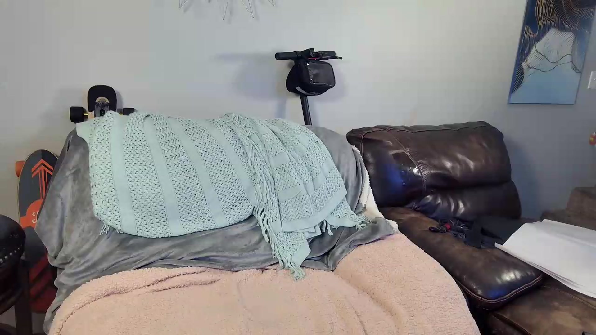 Gallery image thumbnail from LexiFoxx's myfreecams stream on, 05/19/2026, 06:07 image 16 of 20