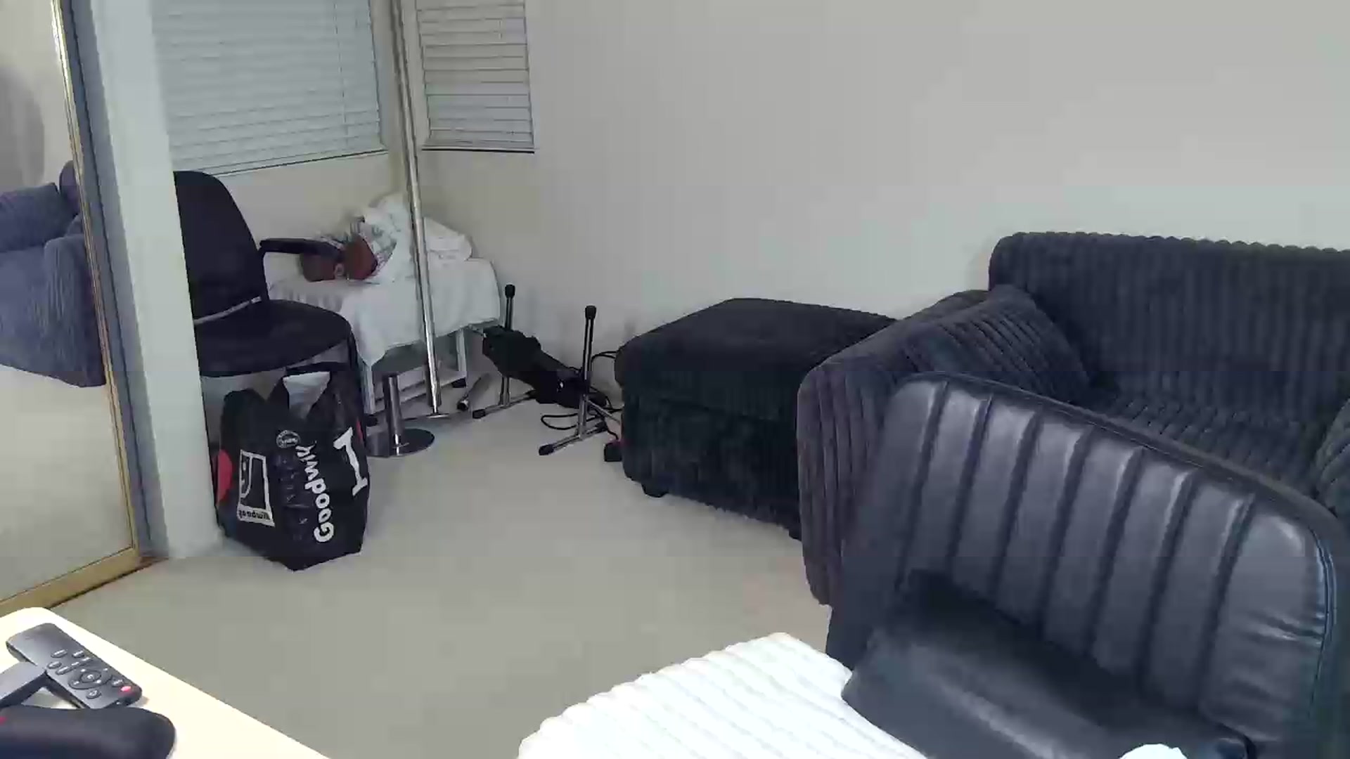 Gallery image thumbnail from LexiFoxx's myfreecams stream on, 09/02/2026, 07:54 image 2 of 20