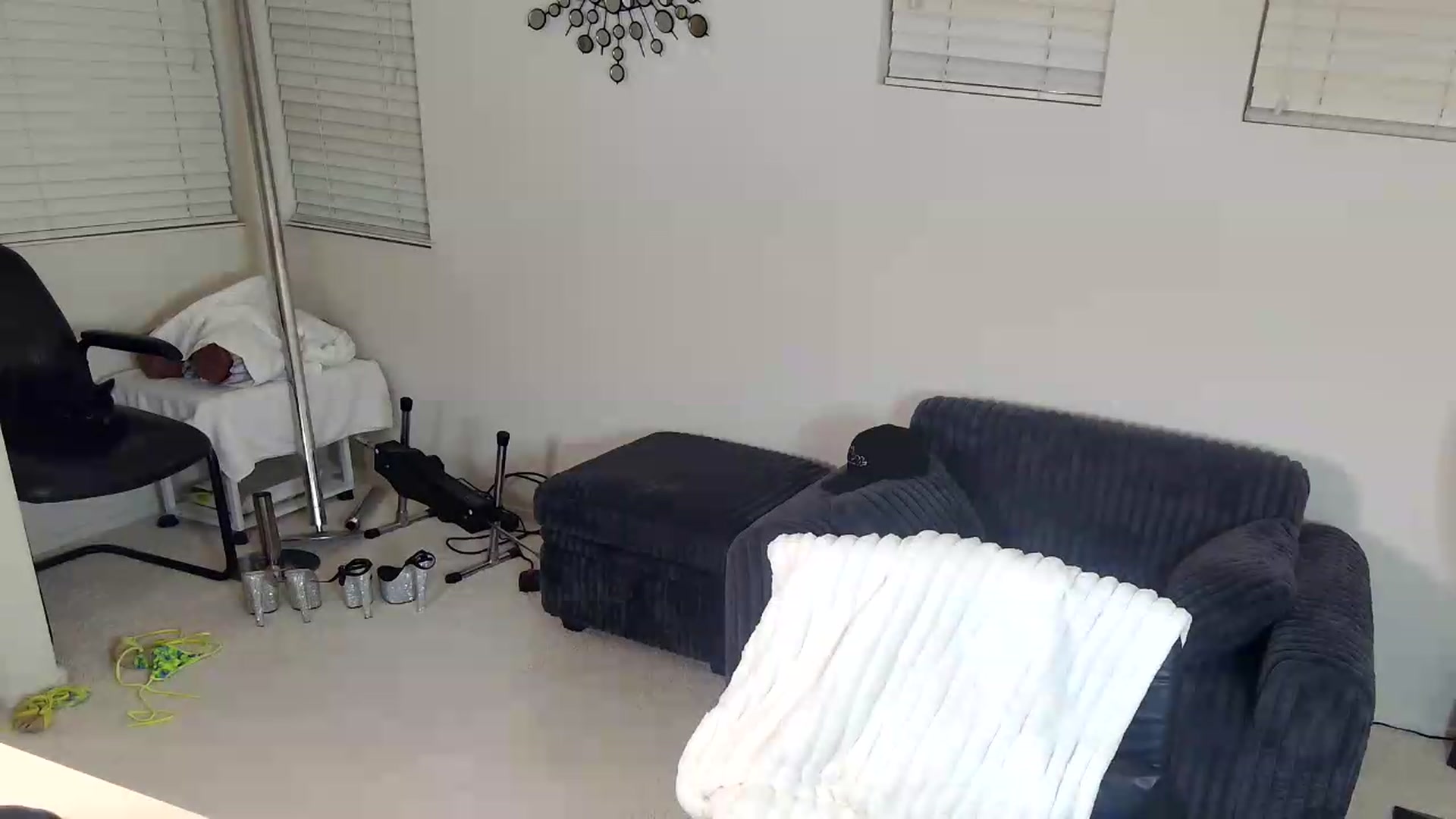 Gallery image thumbnail from LexiFoxx's myfreecams stream on, 09/03/2026, 09:41 image 3 of 20