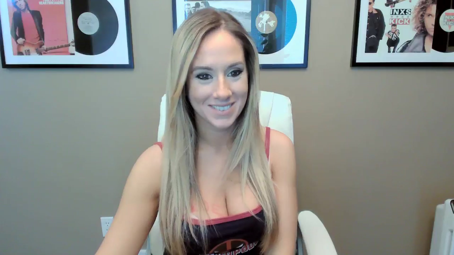 Gallery image thumbnail from LexiHub's myfreecams stream on, 06/30/2024, 01:54 image 8 of 20