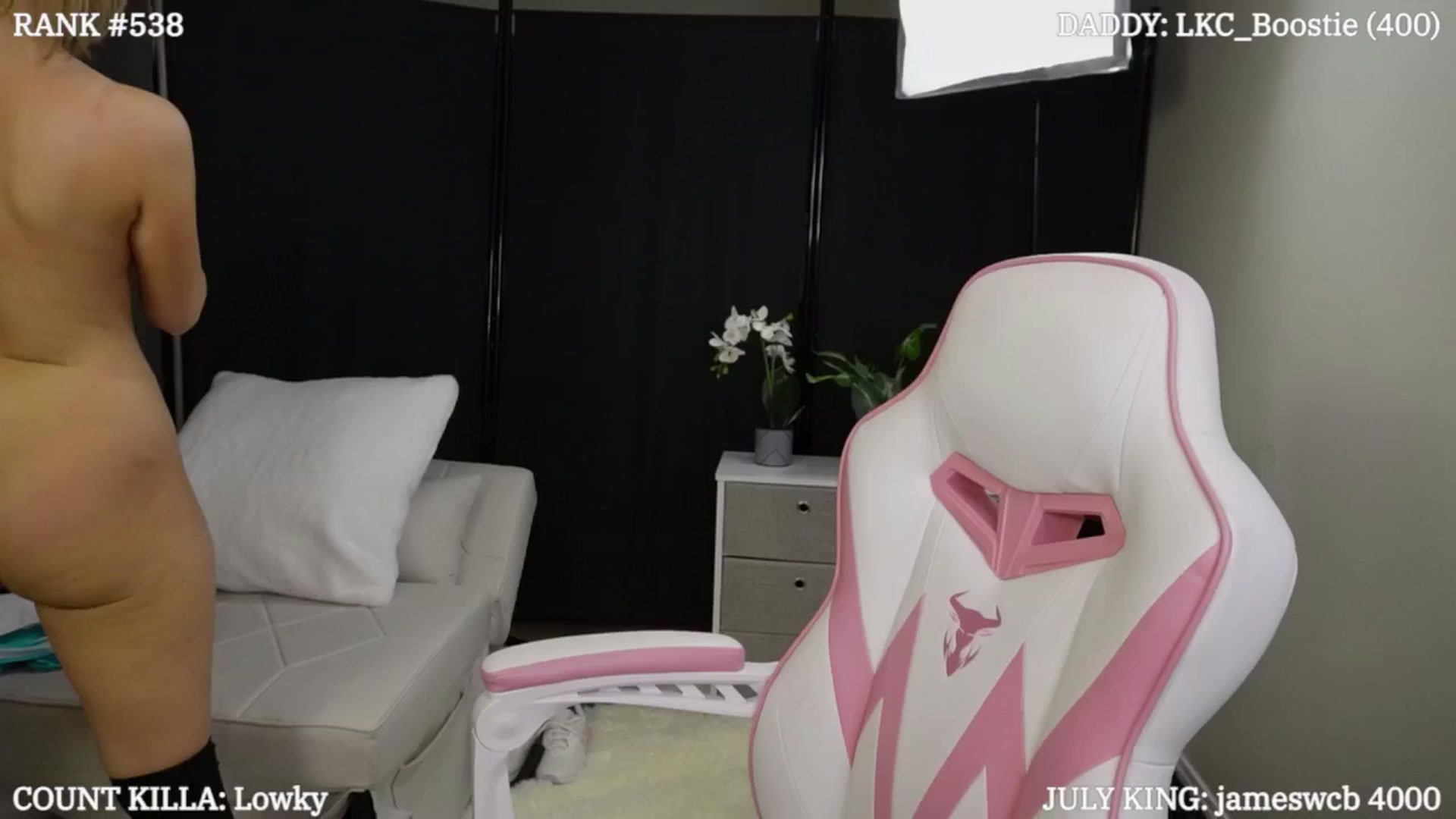 Gallery image thumbnail from LexiHub's myfreecams stream on, 07/06/2024, 03:56 image 11 of 20