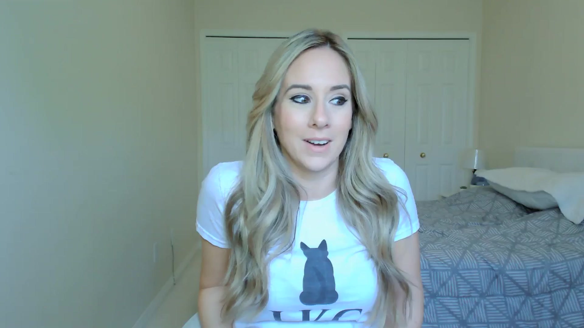 Gallery image thumbnail from LexiHub's myfreecams stream on, 07/25/2024, 18:33 image 3 of 20