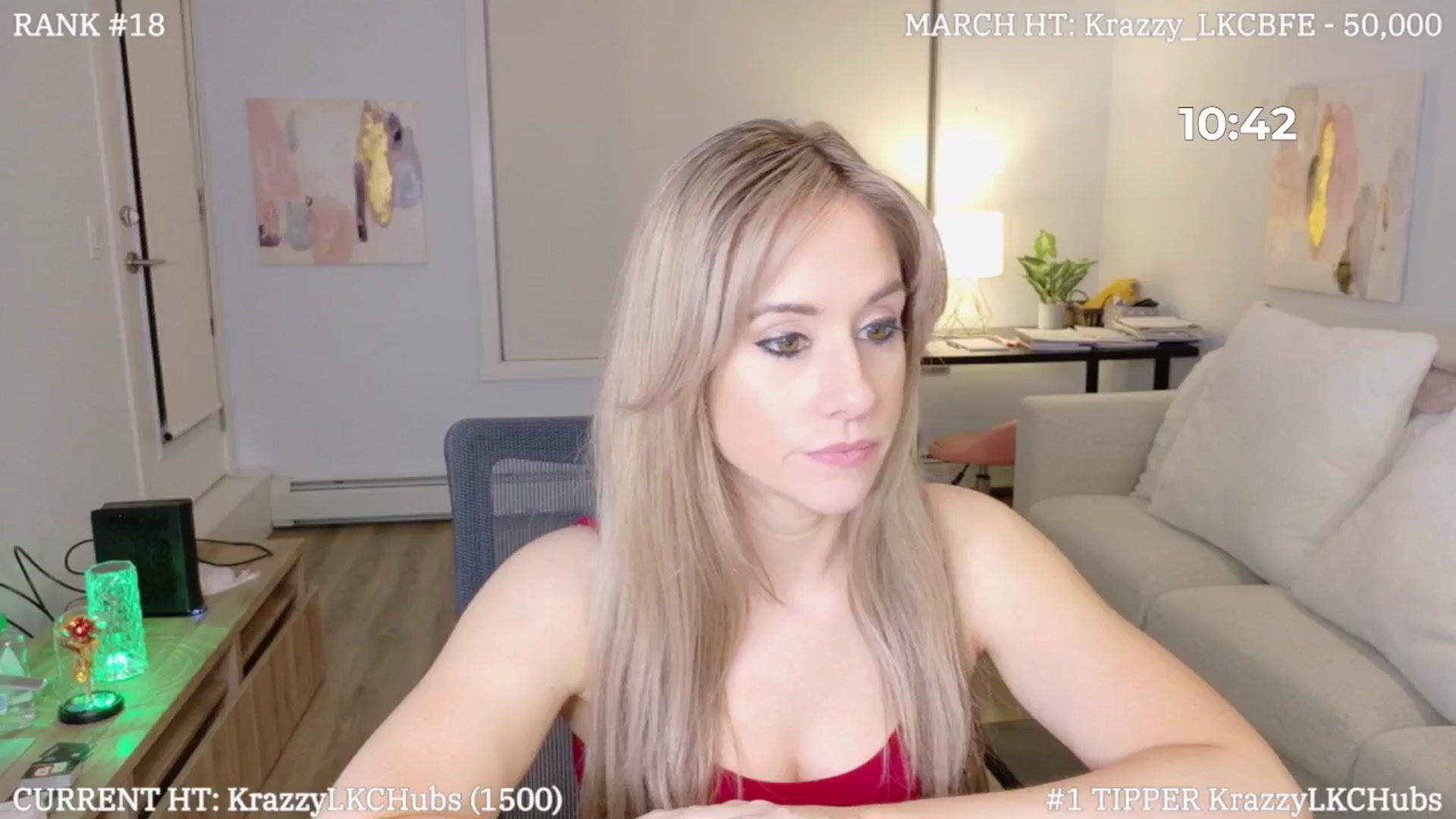 Gallery image thumbnail from LexiHub's myfreecams stream on, 03/09/2025, 03:40 image 15 of 20