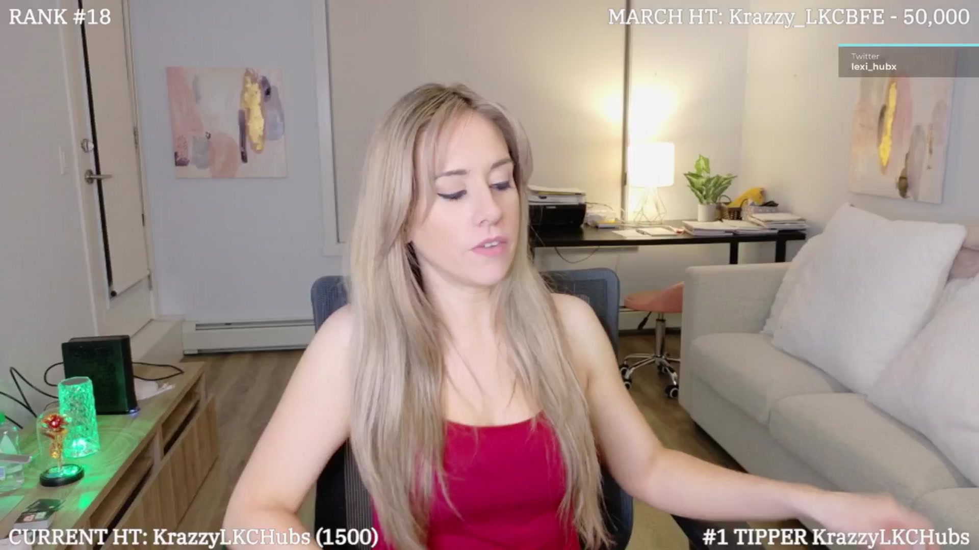Gallery image thumbnail from LexiHub's myfreecams stream on, 03/09/2025, 03:40 image 7 of 20