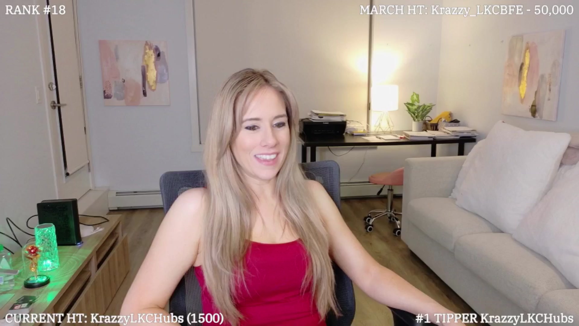 Gallery image thumbnail from LexiHub's myfreecams stream on, 03/09/2025, 03:40 image 6 of 20