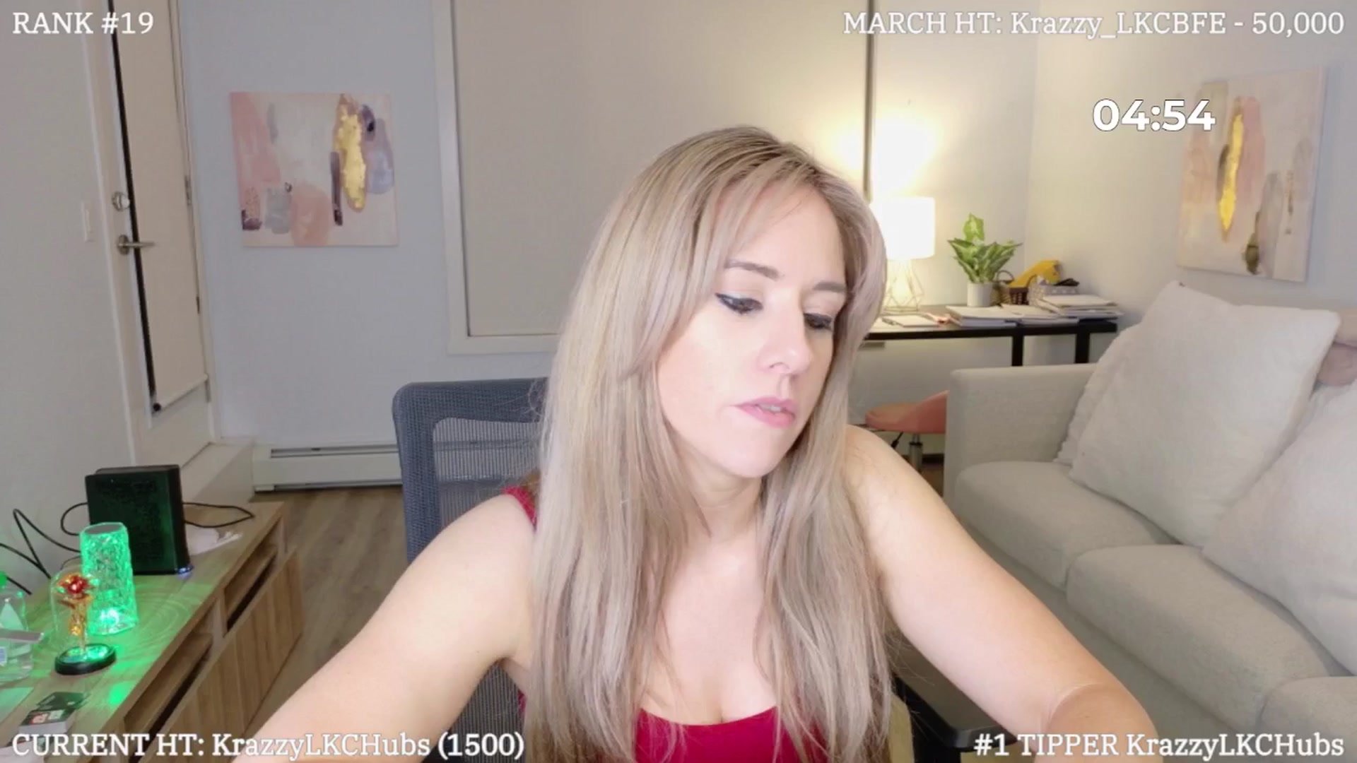 Gallery image thumbnail from LexiHub's myfreecams stream on, 03/09/2025, 03:40 image 18 of 20