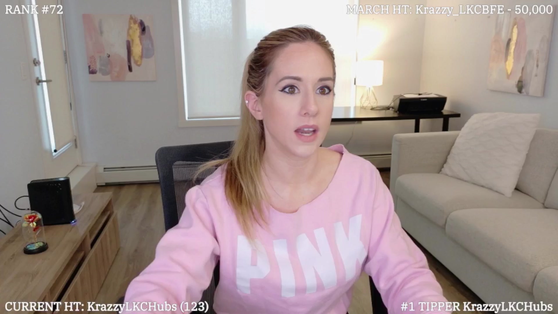 Gallery image thumbnail from LexiHub's myfreecams stream on, 03/26/2025, 24:31 image 4 of 20