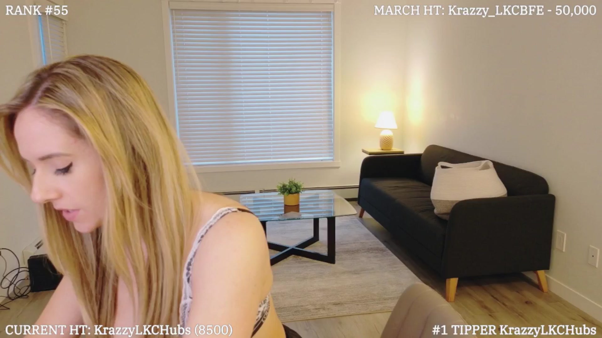 Gallery image thumbnail from LexiHub's myfreecams stream on, 04/01/2025, 02:13 image 8 of 20
