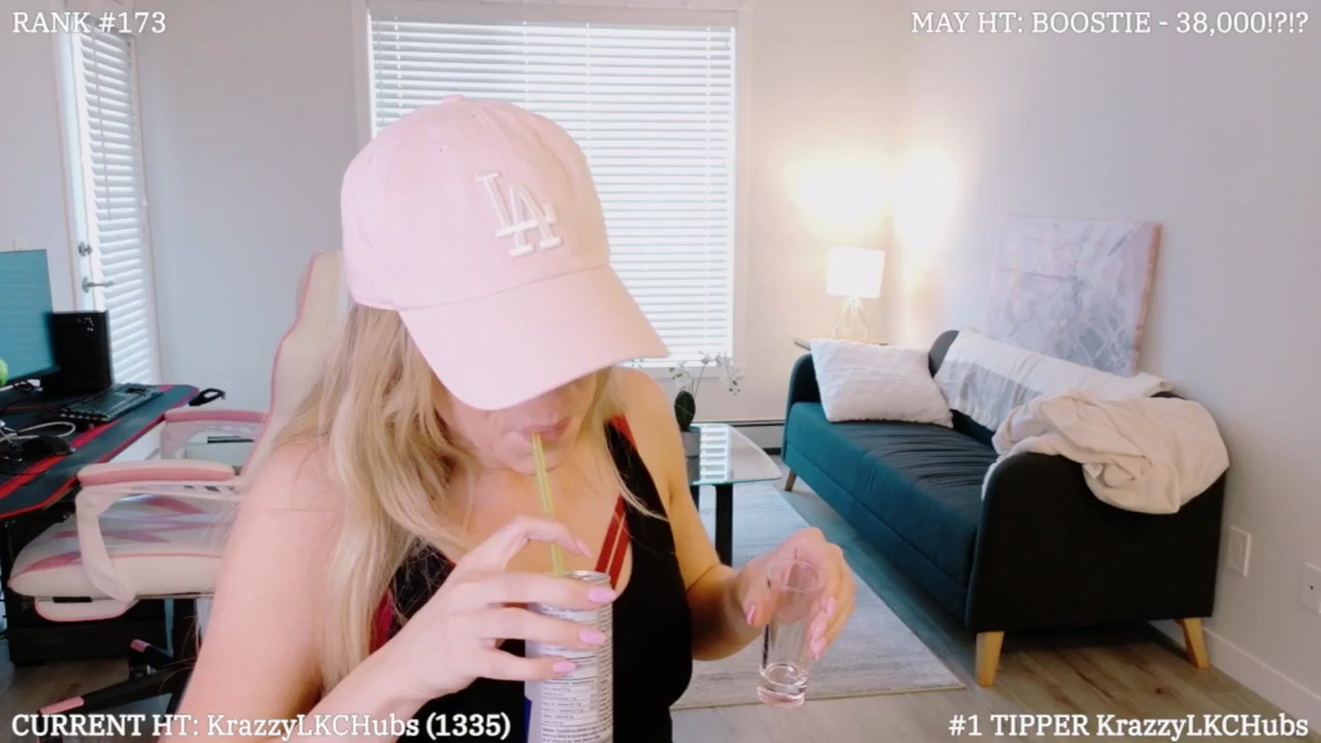 Gallery image thumbnail from LexiHub's myfreecams stream on, 05/31/2025, 01:22 image 4 of 20