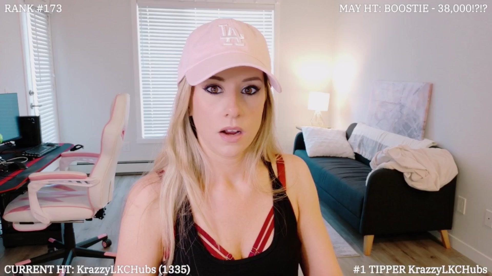 Gallery image thumbnail from LexiHub's myfreecams stream on, 05/31/2025, 01:22 image 3 of 20