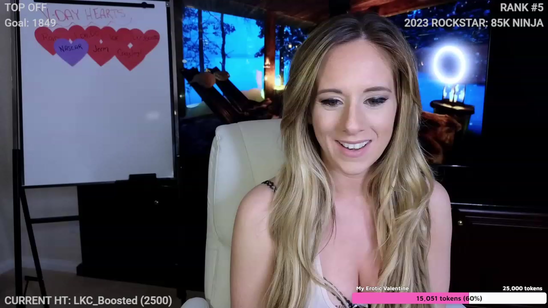 Gallery image thumbnail from LexiKitten_'s myfreecams stream on, 02/05/2023, 02:51 image 16 of 20