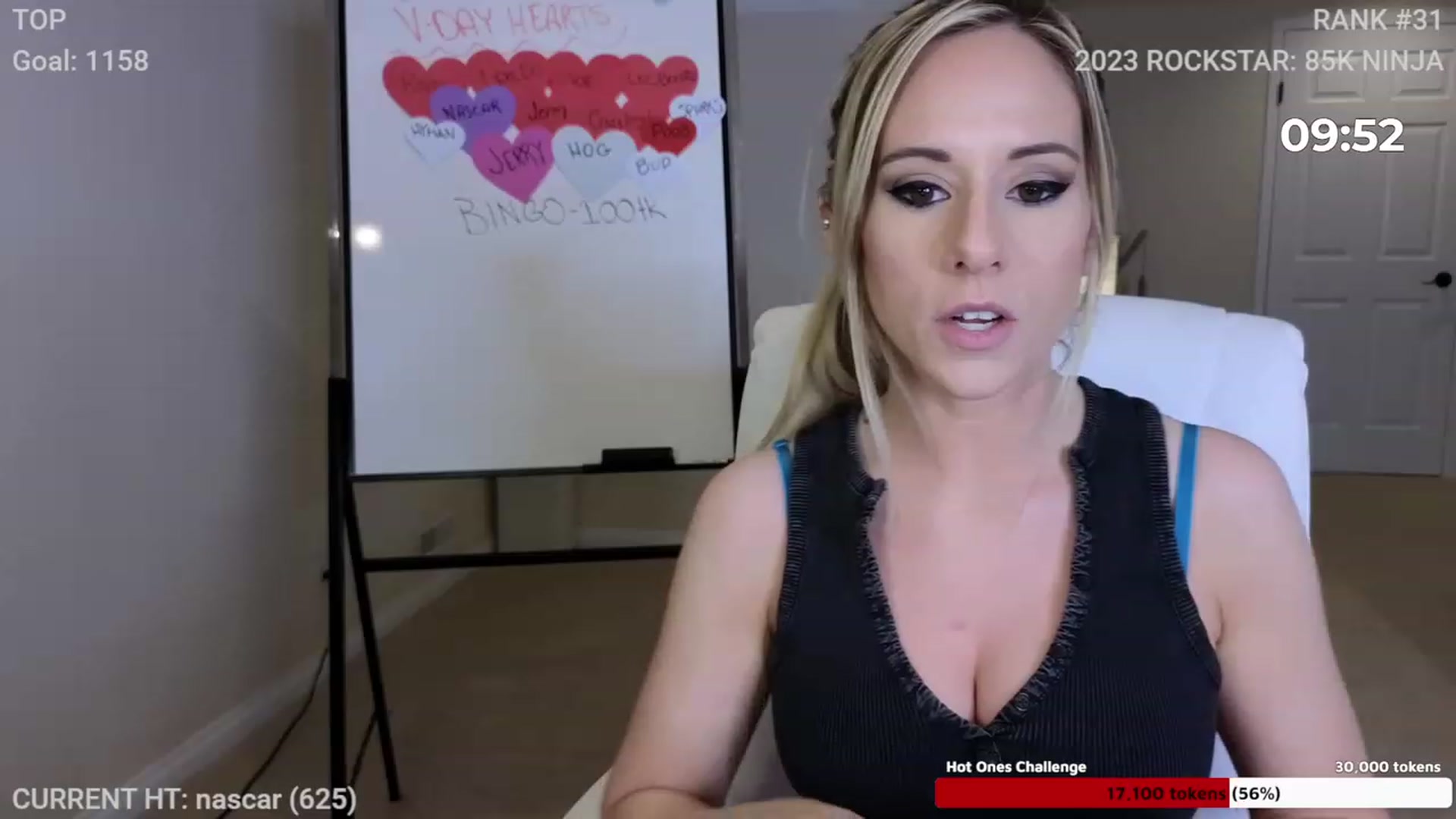 Gallery image thumbnail from LexiKitten_'s myfreecams stream on, 02/16/2023, 04:37 image 11 of 20