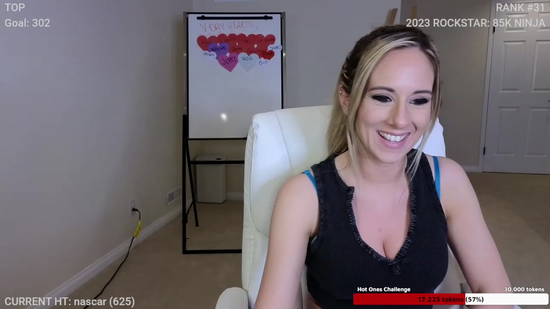 Gallery image thumbnail from LexiKitten_'s myfreecams stream on, 02/16/2023, 05:42 image 10 of 20