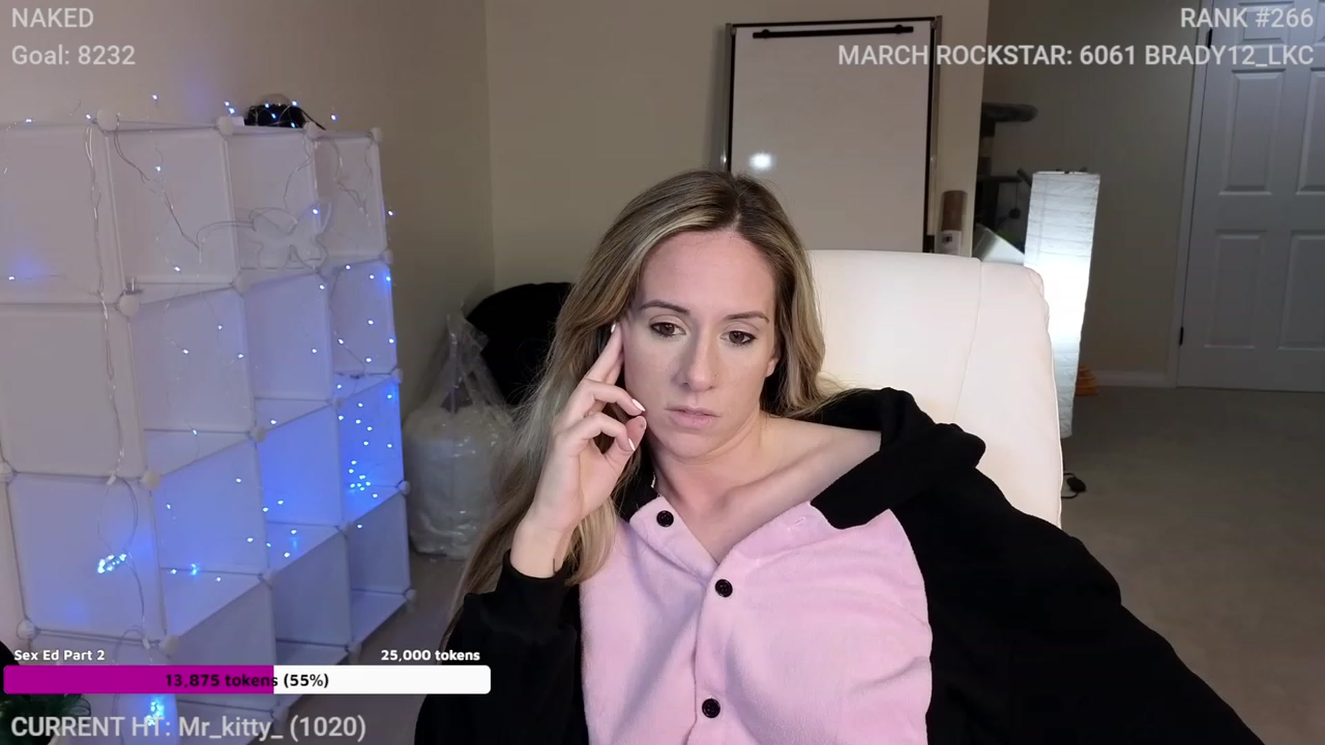 Gallery image thumbnail from LexiKitty_'s myfreecams stream on, 03/28/2023, 02:54 image 5 of 20