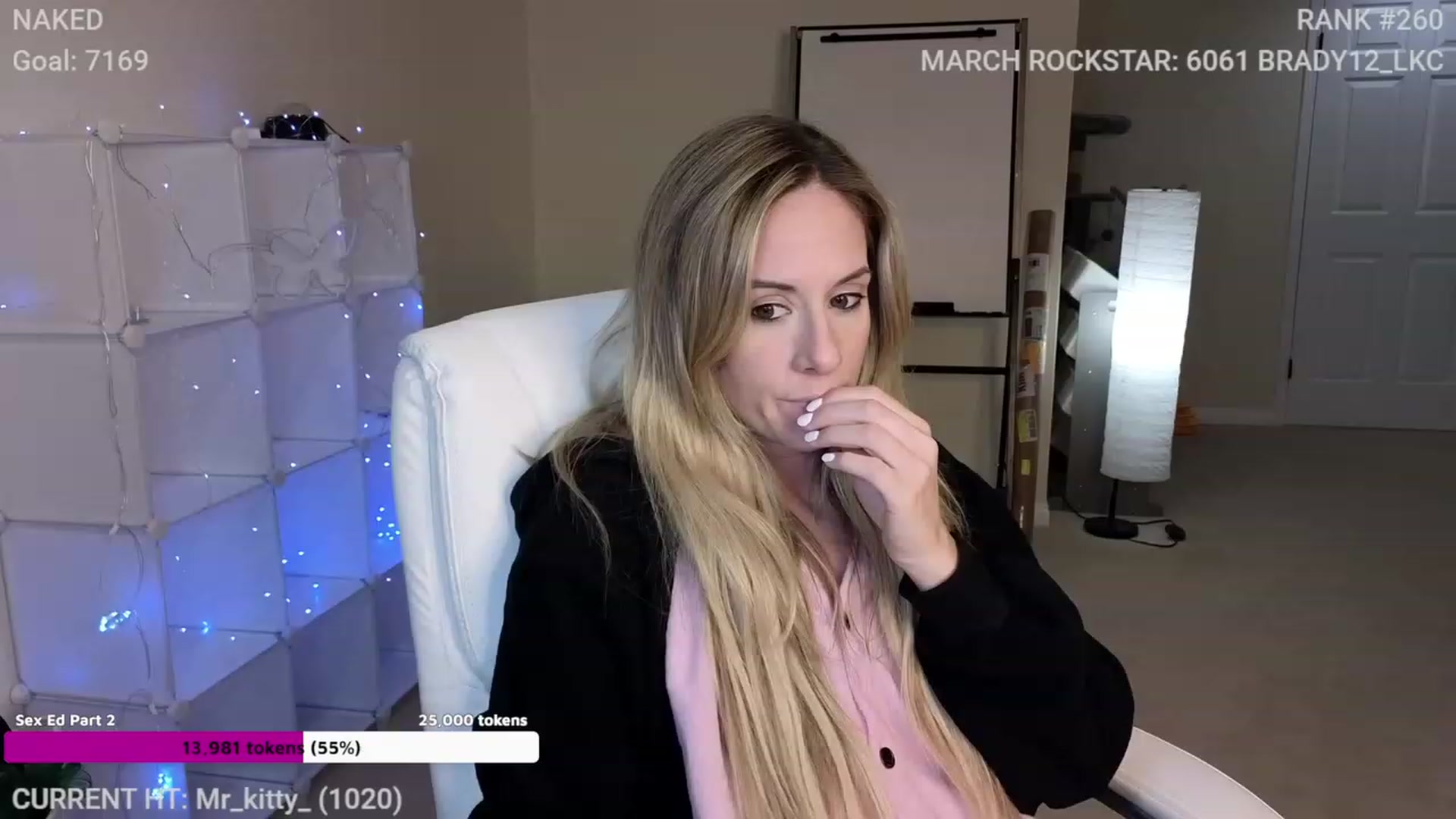 Gallery image thumbnail from LexiKitty_'s myfreecams stream on, 03/28/2023, 02:54 image 9 of 20